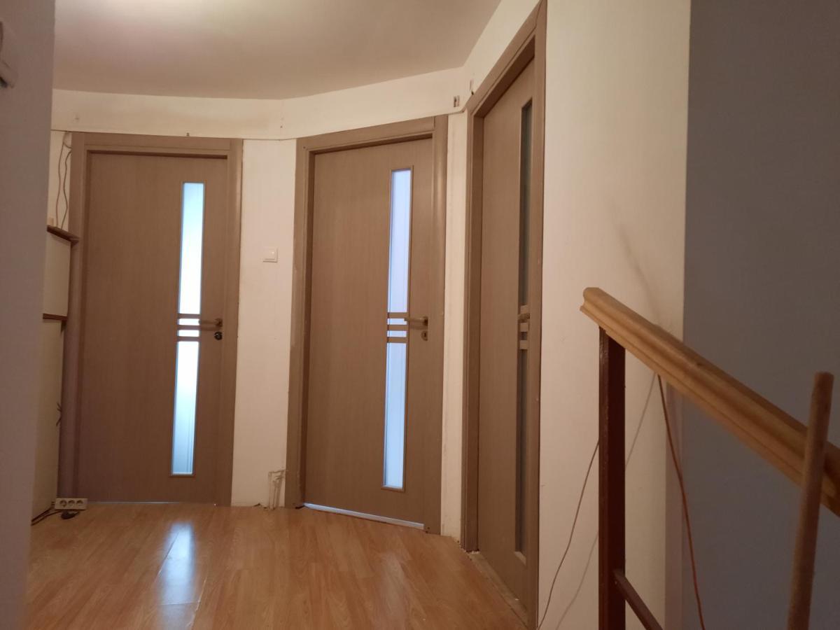 Casa Cu Curte 호텔 브라쇼브 외부 사진